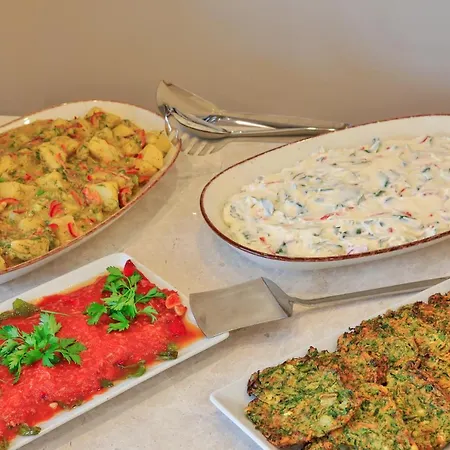 Отель Lora Каш